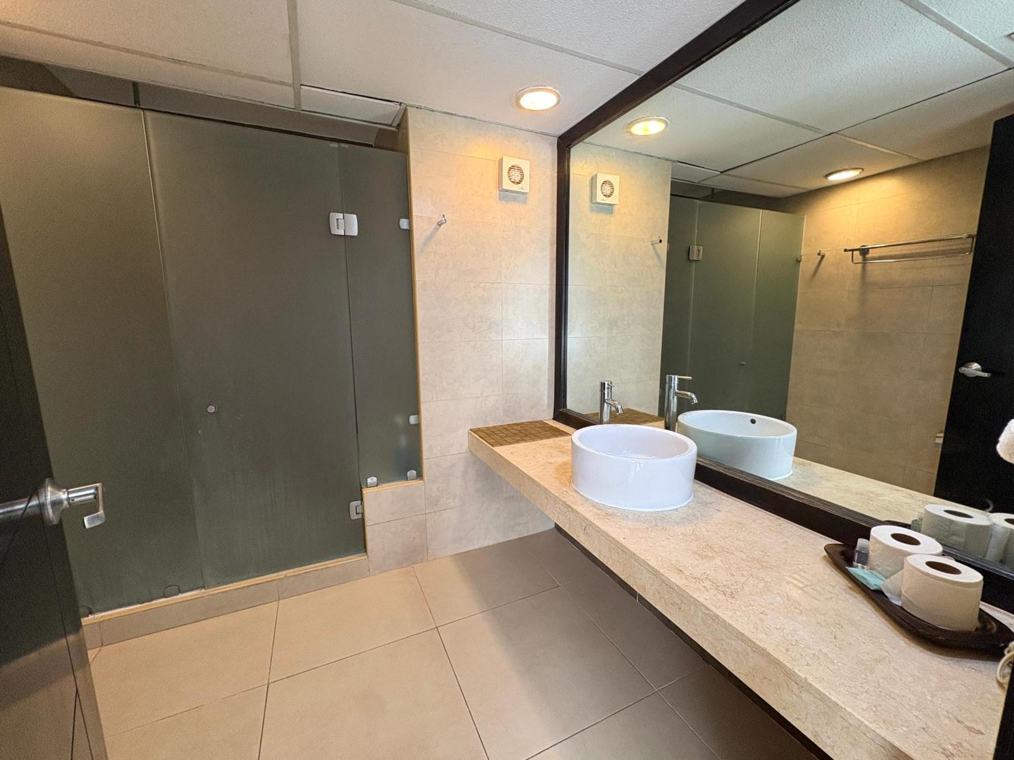 Апартаменты Departamento En Aldea Thai Con Terraza, Vista Al Mar Y Alberca Privada, Para 8 Personas Плая-дель-Кармен Экстерьер фото